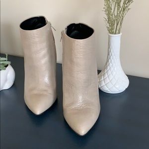 Aldo grey leather high heel booties size 7.5